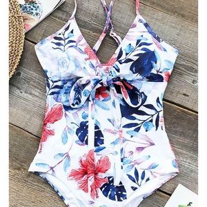 Cupshe Cloudy Sphere Print One-piece Swimsuit